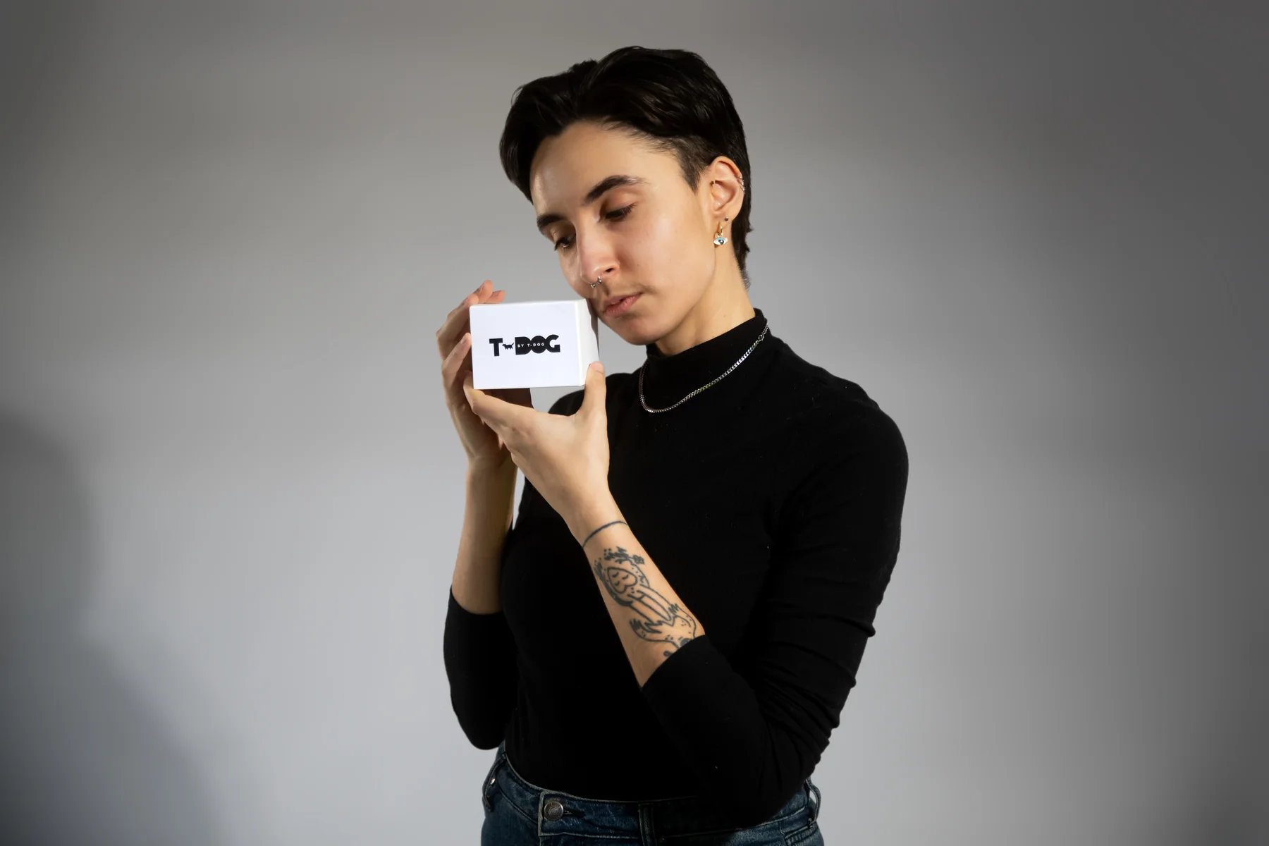 T-Dog Extreme presenting a branded cube